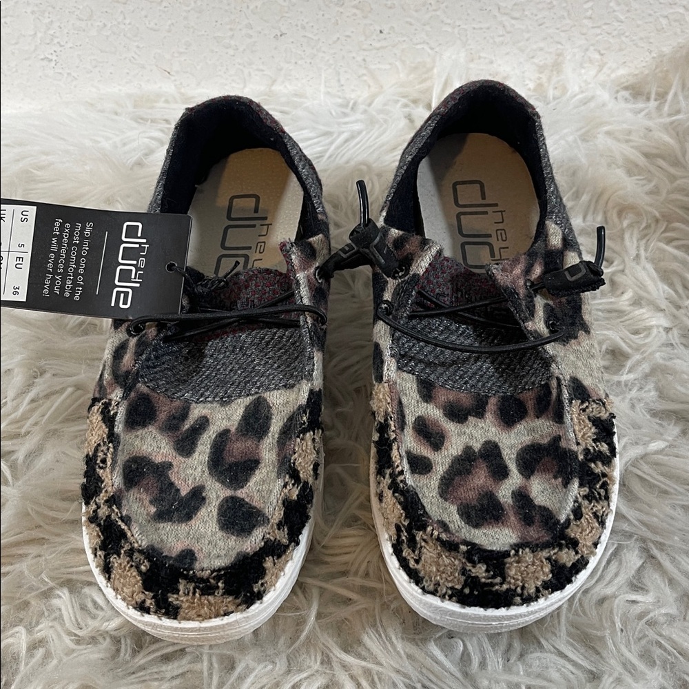 HEY DUDE Wendy Patchwork Java Animal Print Lightw… - image 2